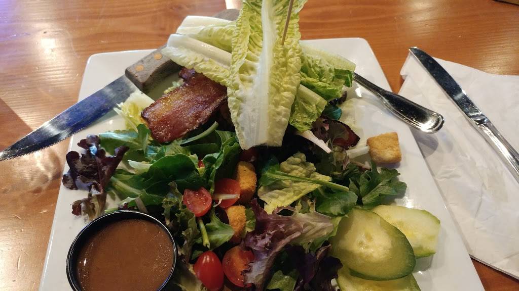 The Lodge Sports Grille | restaurant | 4209 SW Alaska St, Seattle, WA 98116, USA | 2063883337 OR +1 206-388-3337