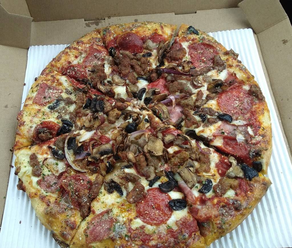 Pizza Hut | meal takeaway | 8781 E 34 Rd, Cadillac, MI 49601, USA | 2317756515 OR +1 231-775-6515