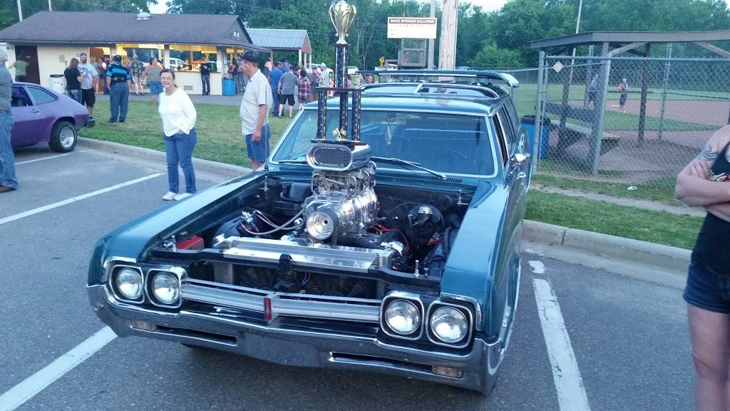 Full Throttle Nights | restaurant | 109 W Broadway St, Rock Springs, WI 53961, USA | 6086978643 OR +1 608-697-8643