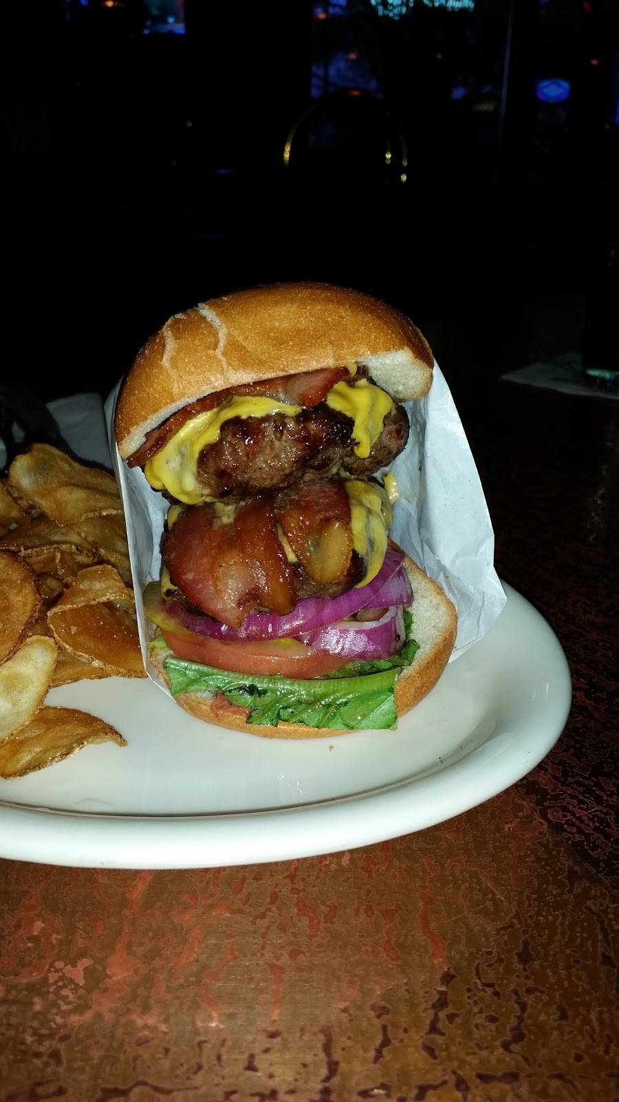 Anchor Bar | restaurant | 11915 N Center Ave, Portland, OR 97217, USA | 5038027375 OR +1 503-802-7375