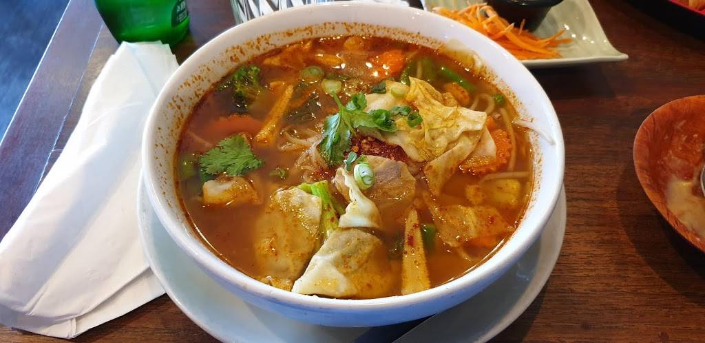 Thai Spoon Restaurant | restaurant | 3720 Gattis School Rd, Round Rock, TX 78664, USA | 5127332233 OR +1 512-733-2233