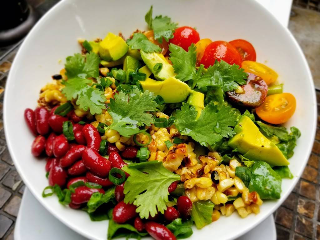 The Patio on Lamont | restaurant | 4445 Lamont St, San Diego, CA 92109, USA | 8584124648 OR +1 858-412-4648