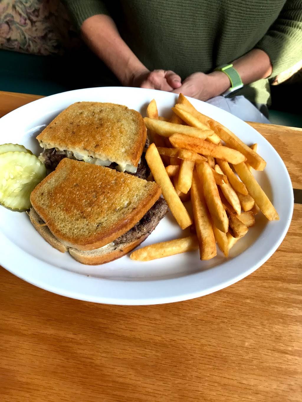 Newarks Country Kitchen | restaurant | 307 IL-71, Newark, IL 60541, USA | 8156959599 OR +1 815-695-9599