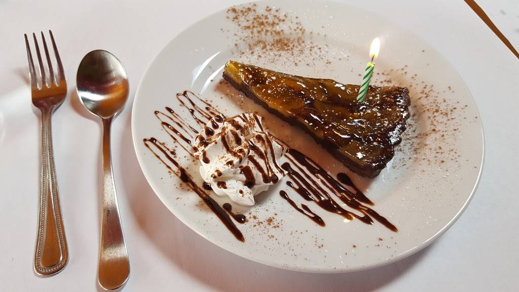 ChouChou French Bistro | restaurant | 400 Dewey Blvd, San Francisco, CA 94116, USA | 4152420960 OR +1 415-242-0960