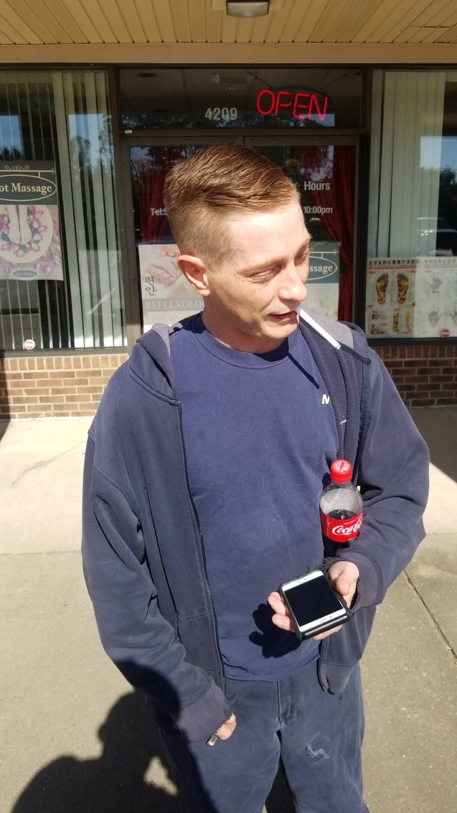 Wok & Roll | restaurant | 4213 Richardson Rd, Independence, KY 41011, USA | 8596471888 OR +1 859-647-1888