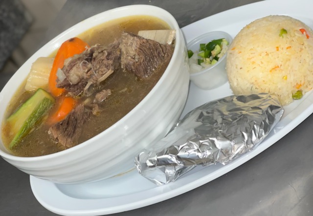 El Chero Restaurant | restaurant | 1832 Hubbell Ave, Des Moines, IA 50316, USA | 5152161073 OR +1 515-216-1073