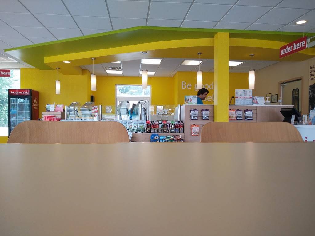 Smoothie King | restaurant | 920 S 5th St, St Charles, MO 63301, USA | 6367245464 OR +1 636-724-5464