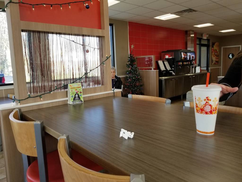 Burger King | restaurant | 1452 N State Rd, Flora, IL 62839, USA | 6186624316 OR +1 618-662-4316