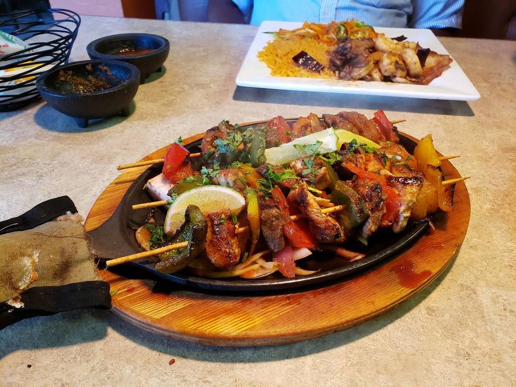 El Rancho Mexican Restaurant | restaurant | 1408 85th Ave N, Brooklyn Park, MN 55444, USA | 7632086096 OR +1 763-208-6096