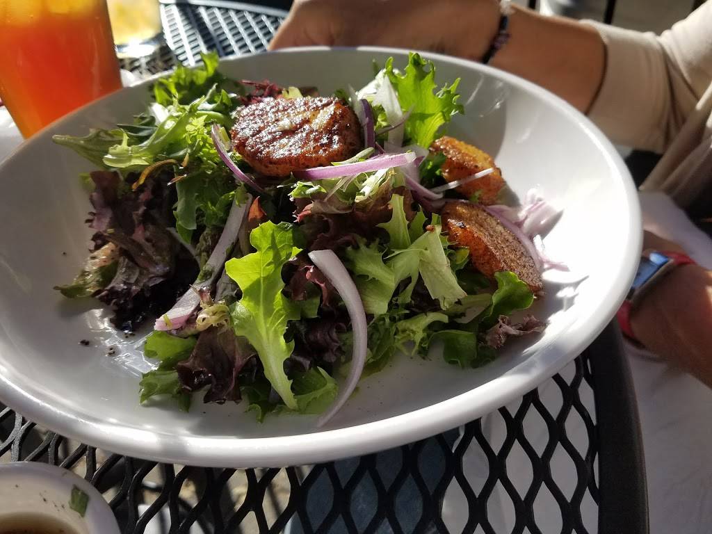 Fahlstroms Fresh Fish Market | restaurant | 1258 W Belmont Ave, Chicago, IL 60657, USA | 7732816000 OR +1 773-281-6000