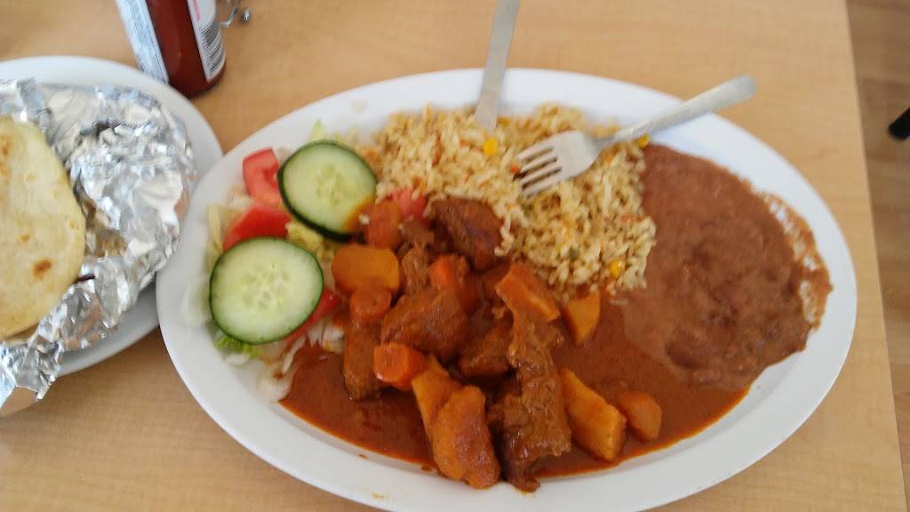 Pupuseria Y Restaurante La Llama | restaurant | 2655 N Ventura Rd, Port Hueneme, CA 93041, USA | 8059841309 OR +1 805-984-1309