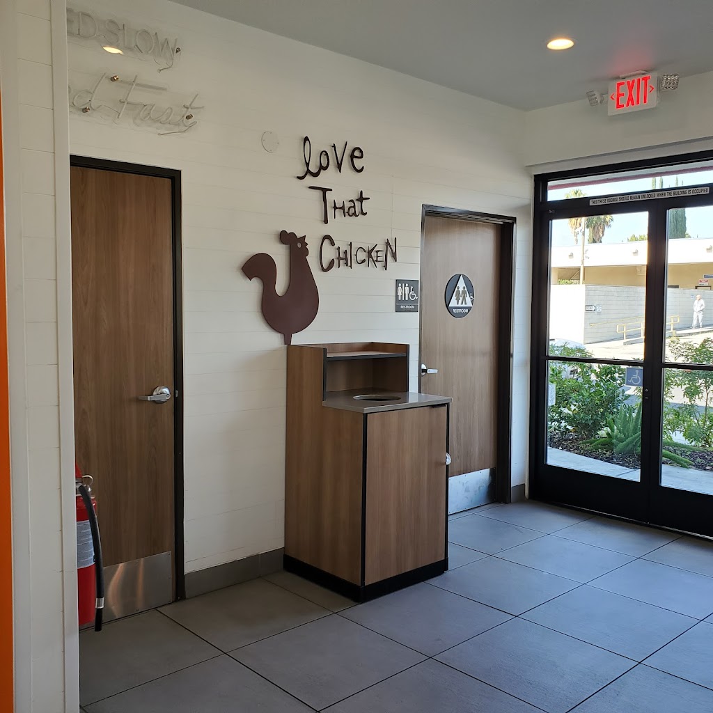 Popeyes | restaurant | 7635 Winnetka Ave, Winnetka, CA 91306, USA | 8183382502 OR +1 818-338-2502