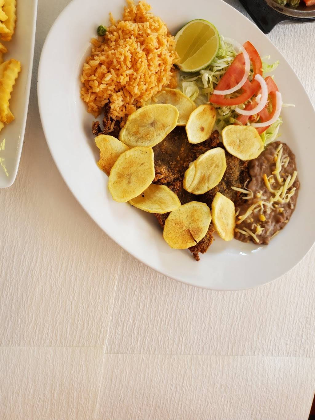Restaurant Tarascos | restaurant | 6257 Hohman Ave, Hammond, IN 46324, USA | 2198520282 OR +1 219-852-0282