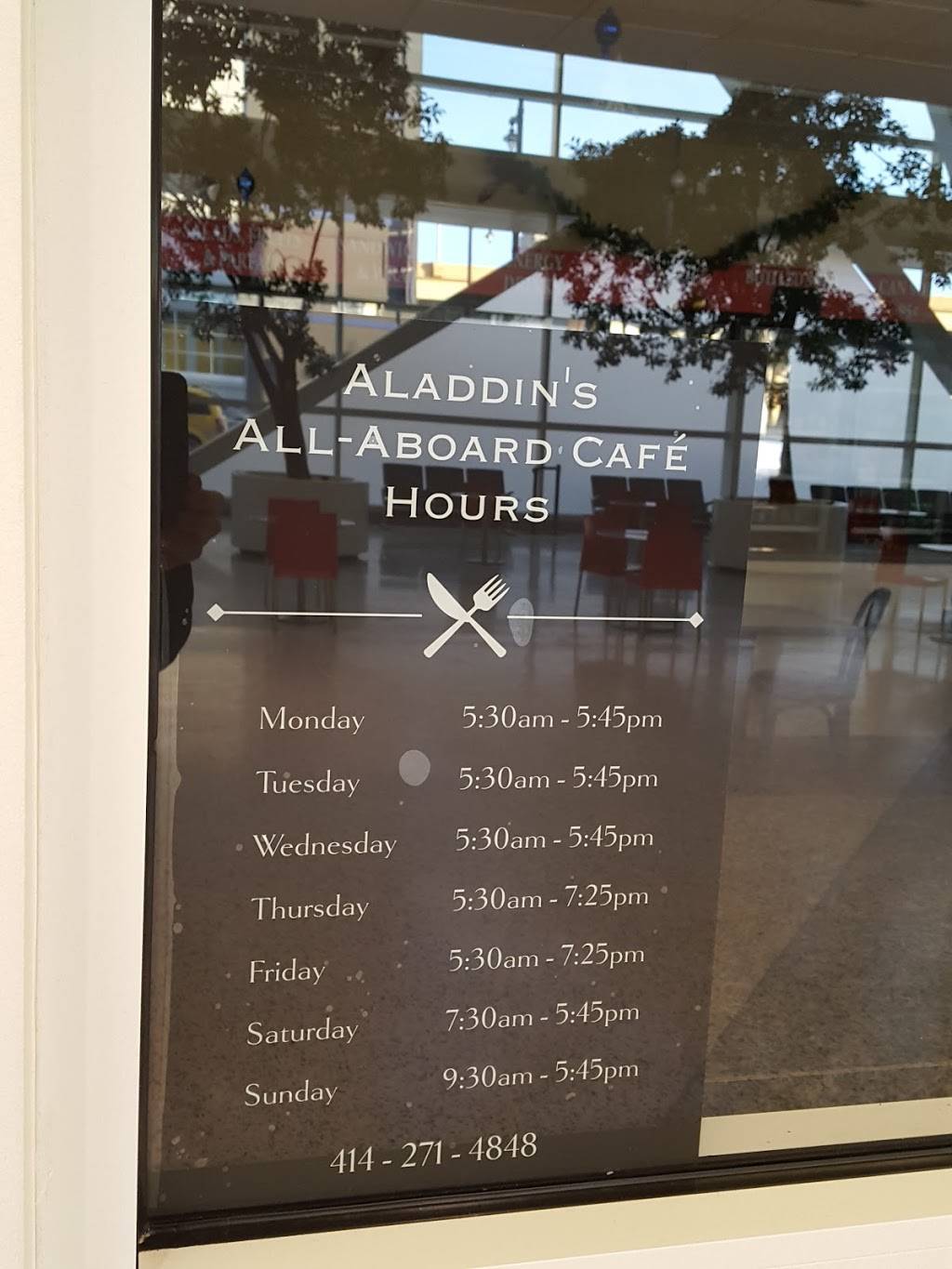 Alladins All Aboard Cafe | restaurant | 433 W St Paul Ave # 4, Milwaukee, WI 53203, USA | 4142714848 OR +1 414-271-4848