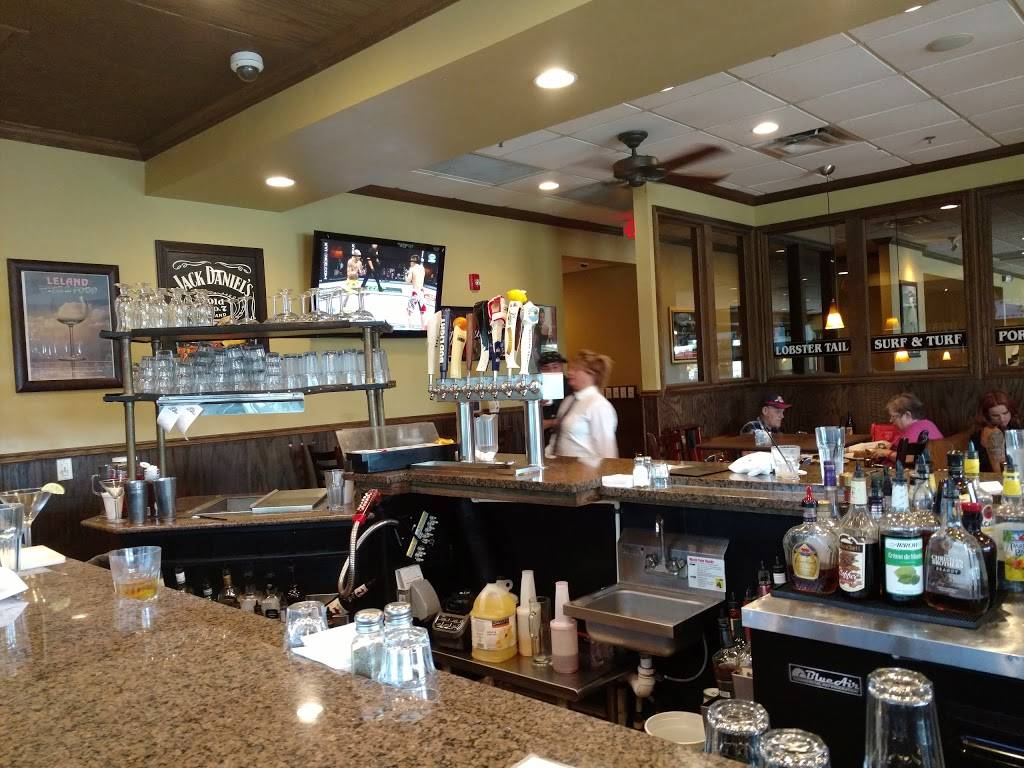 Luckys Steakhouse | restaurant | 2856 Wilder Rd, Bay City, MI 48706, USA | 9896671700 OR +1 989-667-1700