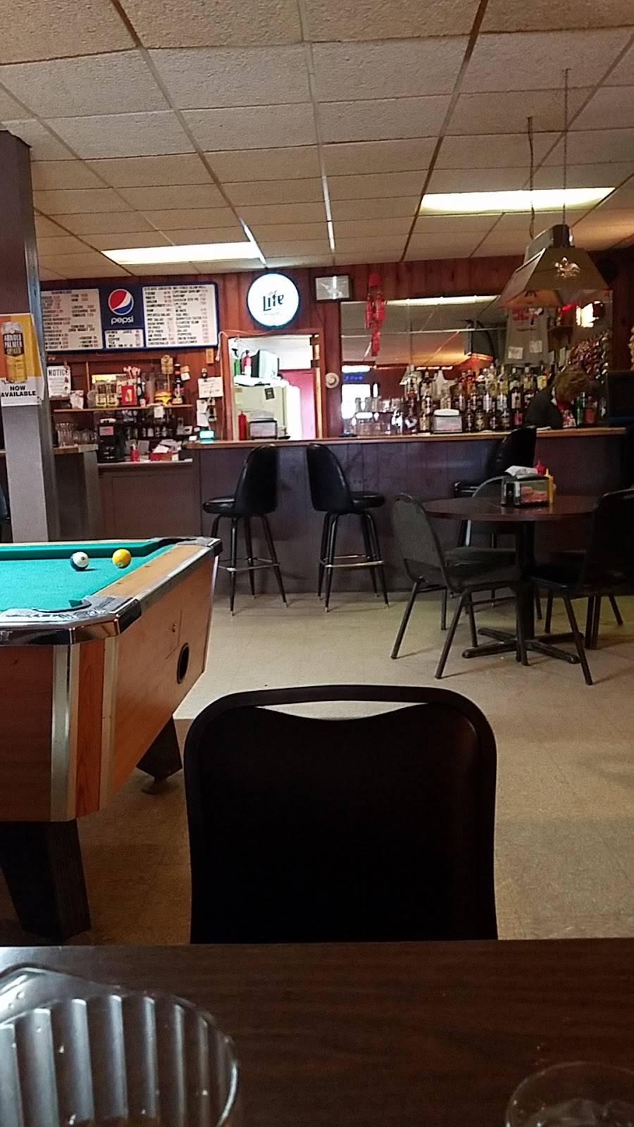 Williamson Tavern | restaurant | 108 W South St, Chariton, IA 50049, USA | 6418623615 OR +1 641-862-3615