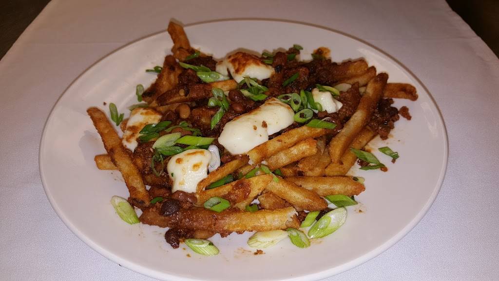 Swampers | restaurant | 10 Hightower Pl, Florence, AL 35630, USA | 2562463663 OR +1 256-246-3663