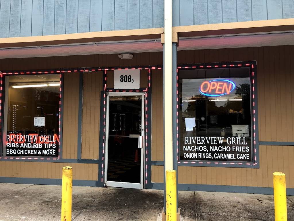 Riverview grill | restaurant | 806 Riverview Dr, Kalamazoo, MI 49048, USA | 2694432100 OR +1 269-443-2100