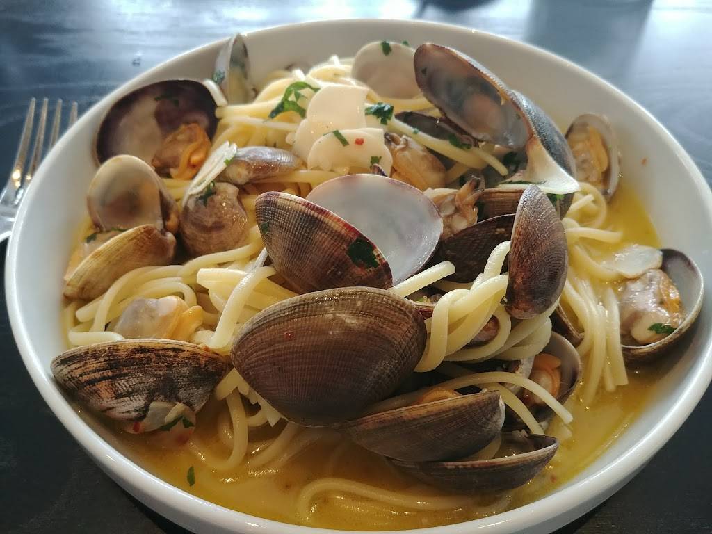 Terra Restaurant | restaurant | 15 Milestone Rd, Danbury, CT 06810, USA | 2037309595 OR +1 203-730-9595