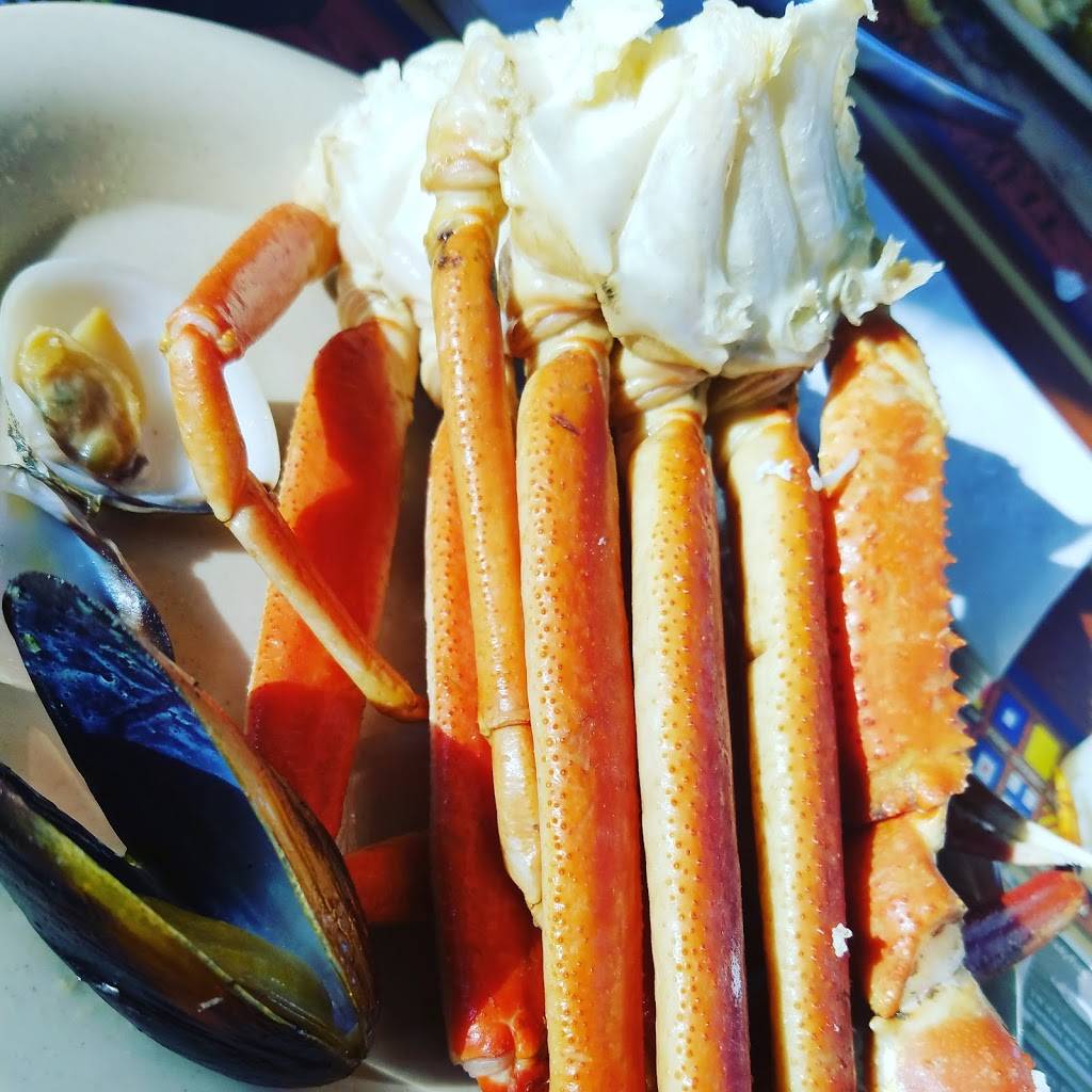 The Original Benjamins Calabash Seafood | restaurant | 9593 N Kings Hwy, Myrtle Beach, SC 29572, USA | 8434490821 OR +1 843-449-0821