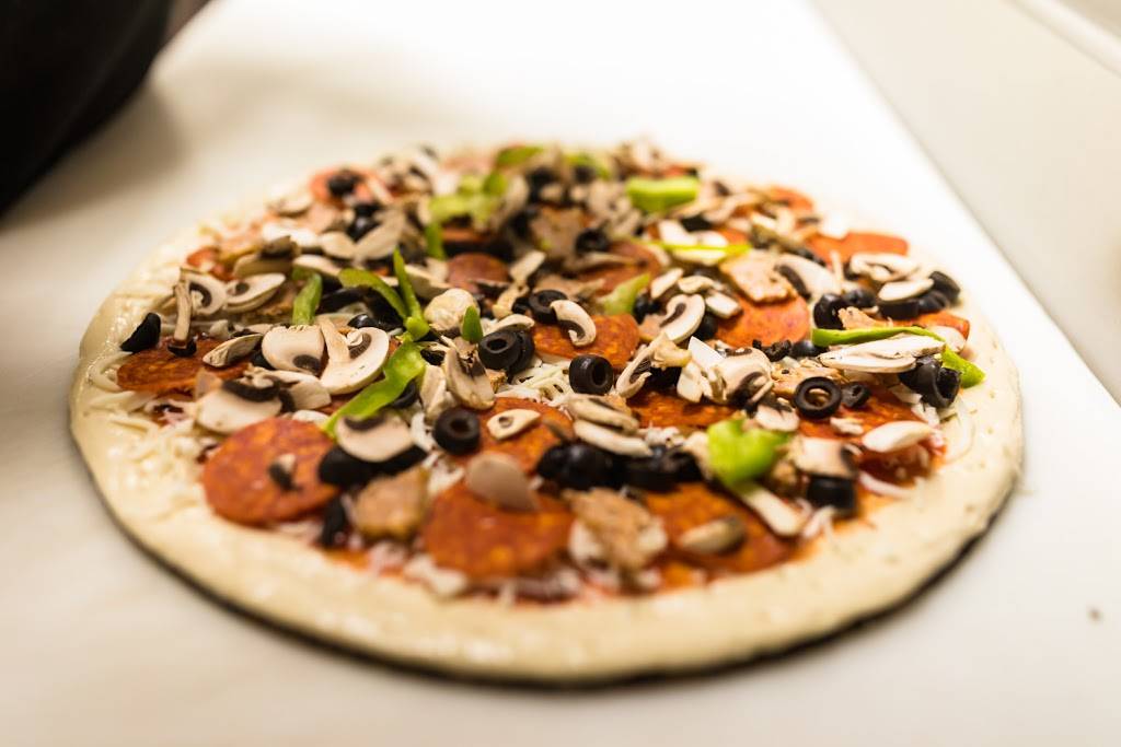 Pizza LA | restaurant | 3109 N San Fernando Rd, Los Angeles, CA 90065, USA | 3237396088 OR +1 323-739-6088