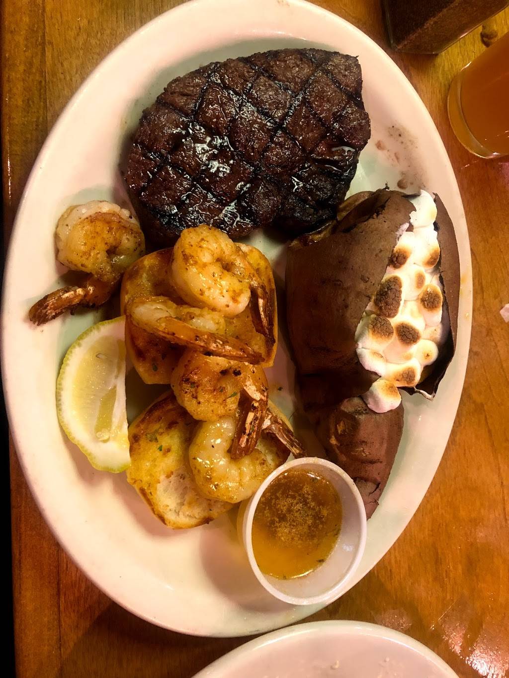 Texas Roadhouse | restaurant | 201 Grand Hill Pl, Holly Springs, NC 27540, USA | 9195771900 OR +1 919-577-1900