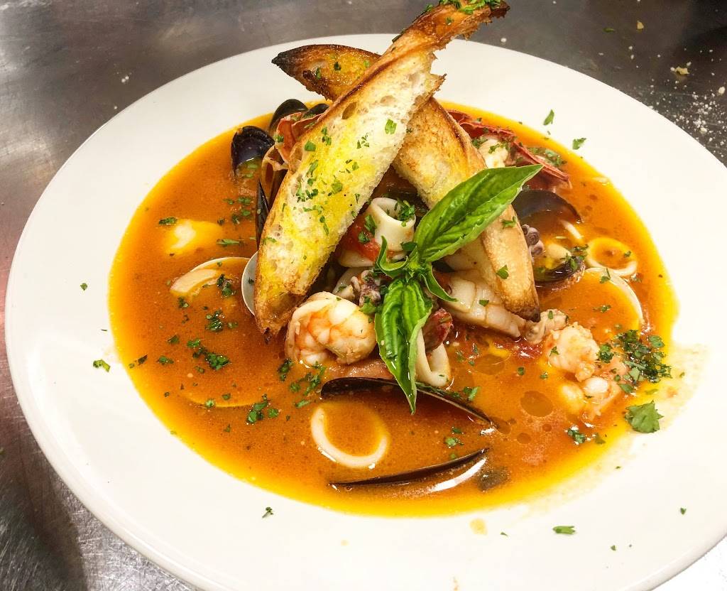 Fratellis Ristorante Italiano | restaurant | 1445 S College St #200, Auburn, AL 36830, USA | 3342096363 OR +1 334-209-6363