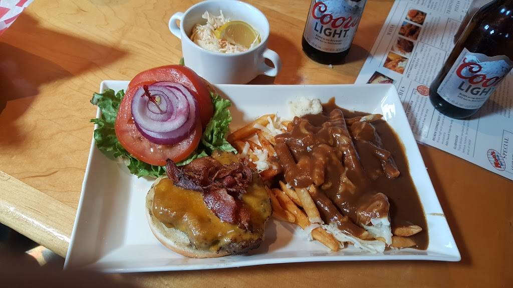 Moes Tap & Wings | restaurant | 190 Main St E, Port Colborne, ON L3K 1S6, Canada | 9058351963 OR +1 905-835-1963