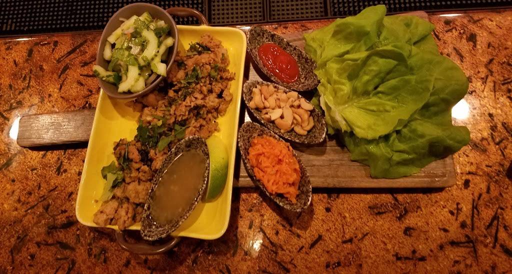 Moniker 86 Social Club | restaurant | 821 3rd Ave SE, Cedar Rapids, IA 52403, USA | 3192008686 OR +1 319-200-8686