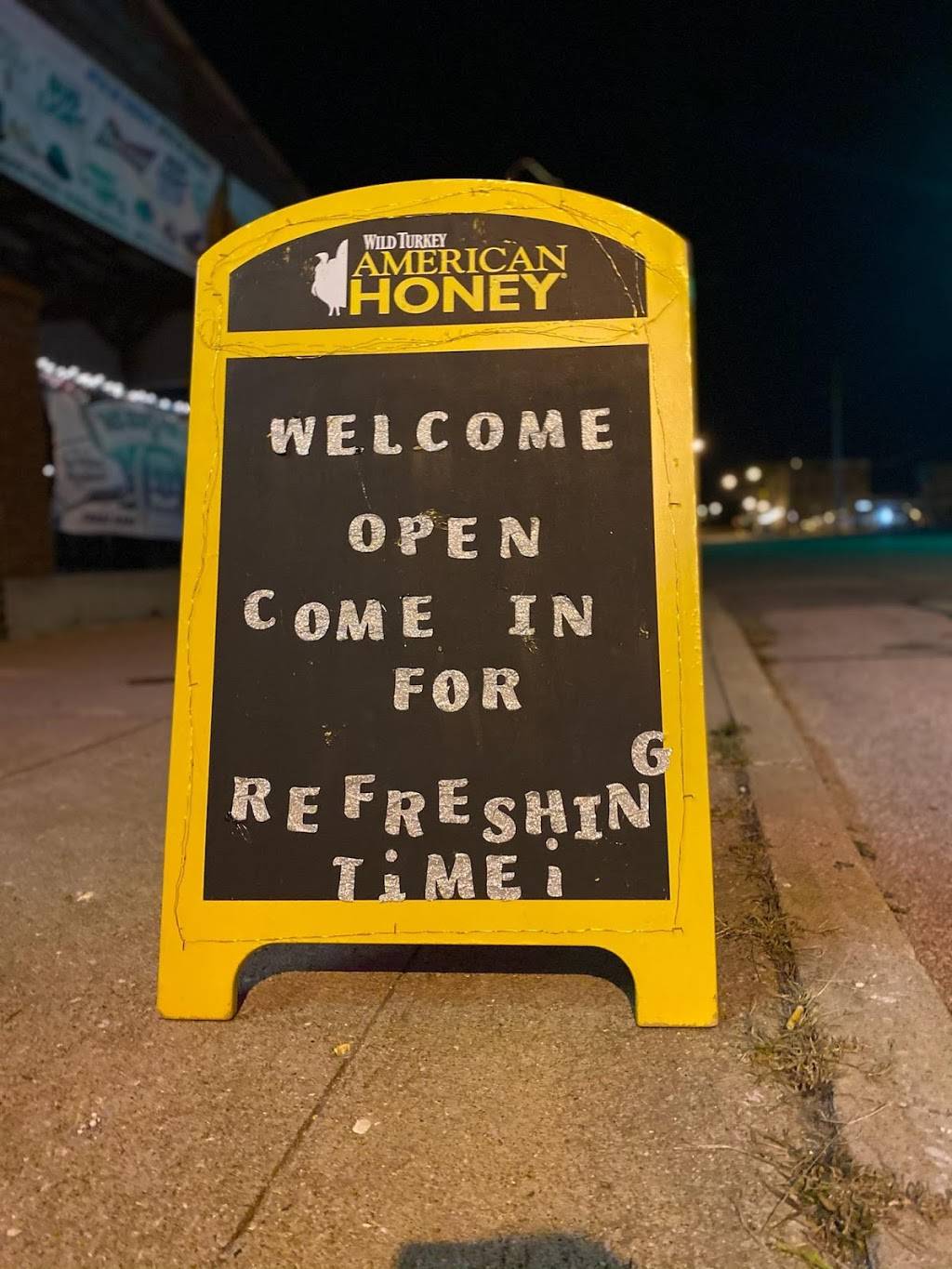 Crazy Hat | restaurant | 1611 N Campbell Ave, Springfield, MO 65803, USA | 4177738292 OR +1 417-773-8292