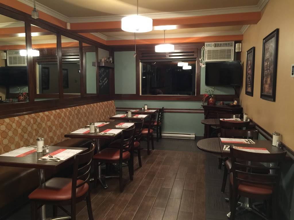 Restaurant Pizza Plus Enr | restaurant | 20 QC-116, Danville, QC J0A 1A0, Canada | 8198393244 OR +1 819-839-3244