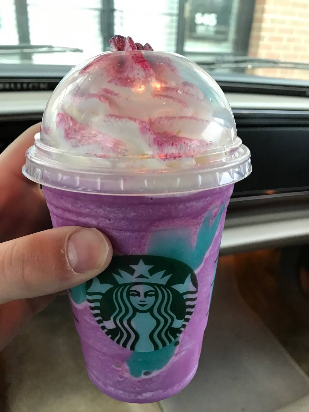 Starbucks | cafe | 31901 Woodward Ave, Royal Oak, MI 48073, USA | 2485492253 OR +1 248-549-2253