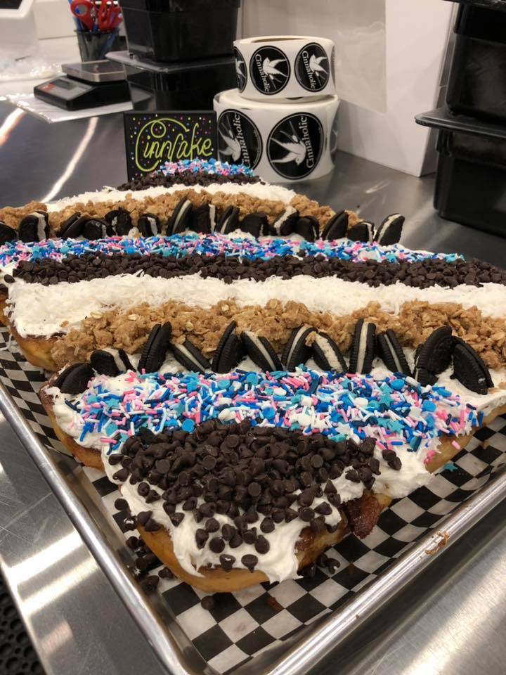 Cinnaholic | bakery | 2423 Park Avenue, The District, Tustin, CA 92782, USA | 7147098655 OR +1 714-709-8655