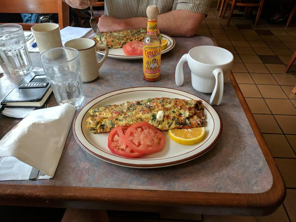 Golden Olympic Restaurant | restaurant | 1608 Chicago Ave, Evanston, IL 60201, USA | 8473281617 OR +1 847-328-1617