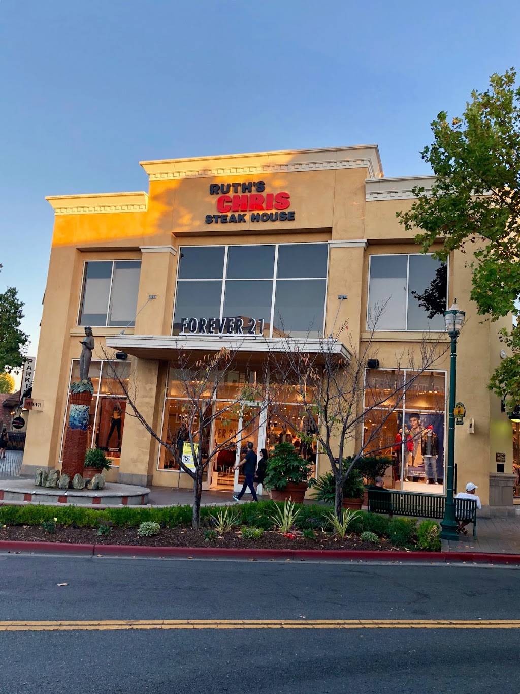 Ruths Chris Steak House | restaurant | 1553 Olympic Blvd Bldg. E, Walnut Creek, CA 94596, USA | 9259773477 OR +1 925-977-3477