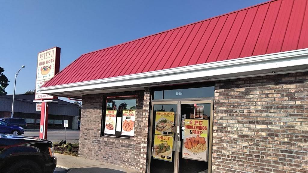 Petes Red Hots | restaurant | 1515 W Roosevelt Rd, Broadview, IL 60155, USA | 7083380277 OR +1 708-338-0277