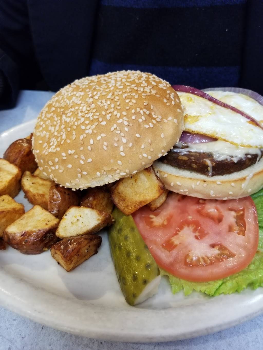 Star Seeds Cafe | restaurant | 3101 N Interstate 35 Frontage Rd, Austin, TX 78722, USA | 5124787107 OR +1 512-478-7107