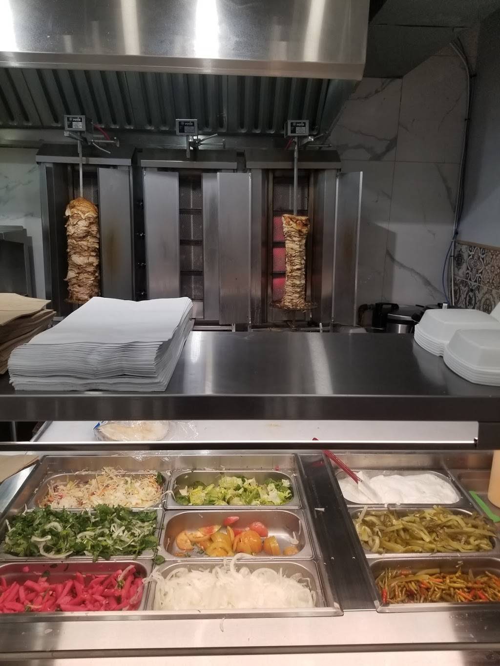 X-L Shawarma | restaurant | 2559 Hurontario St, Mississauga, ON L5A 2G4, Canada | 9052818231 OR +1 905-281-8231