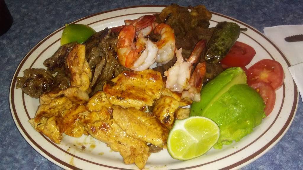 El Pulgarcito De America | restaurant | 4816 Central Ave, Charlotte, NC 28205, USA | 7045636500 OR +1 704-563-6500