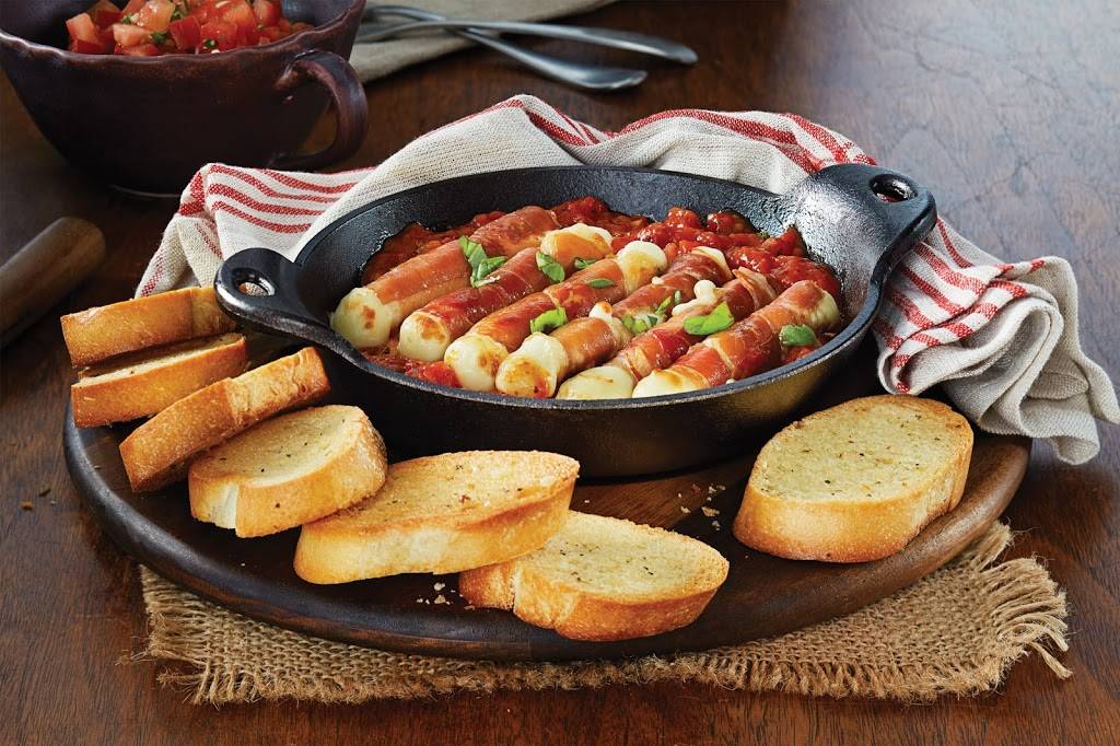 East Side Marios Mississauga Dundas | restaurant | 1488 Dundas St E, Mississauga, ON L4X 1L4, Canada | 9052735818 OR +1 905-273-5818