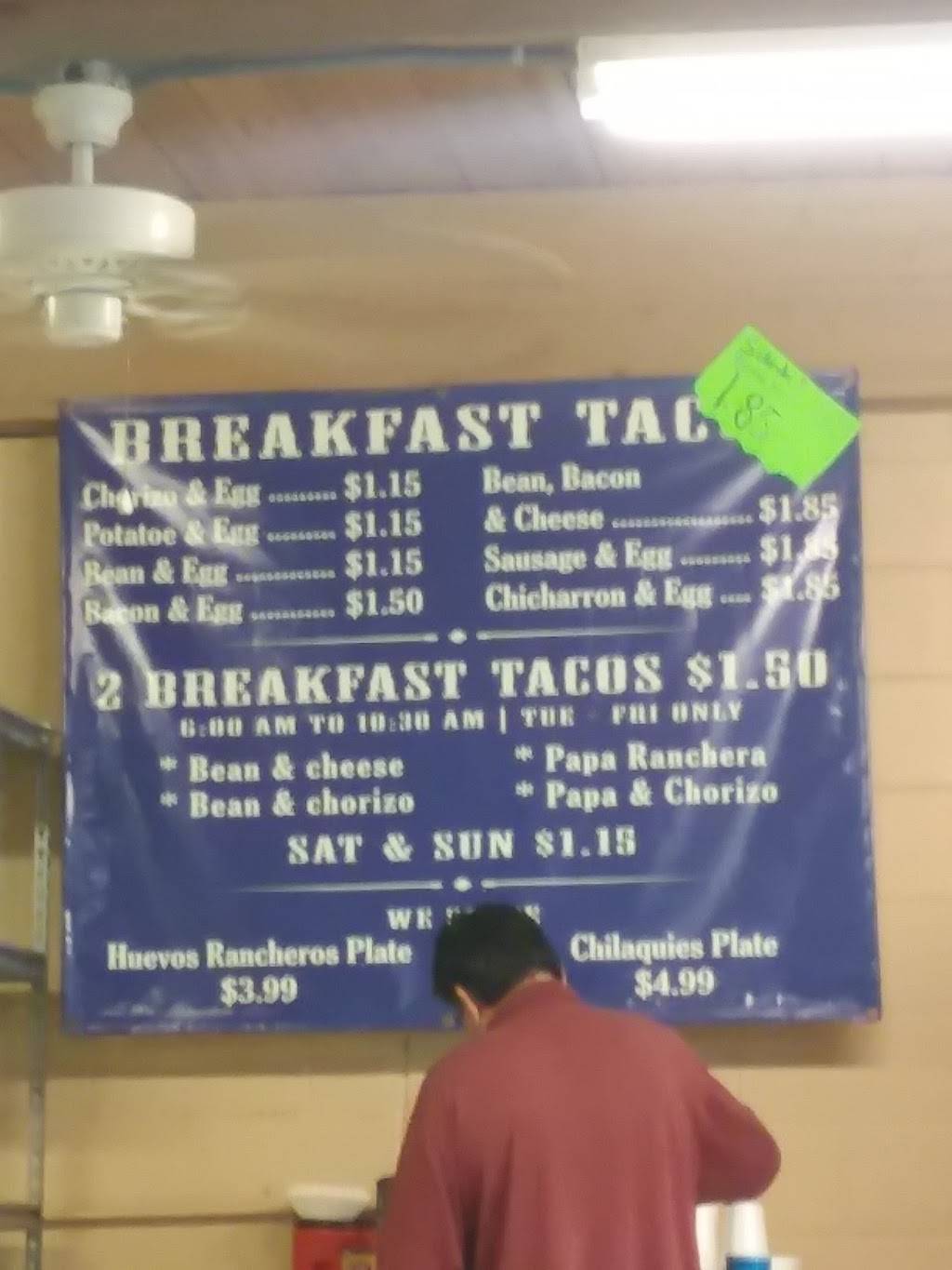 Magys Tamales & Barbacoa | restaurant | 5721 W Commerce St, San Antonio, TX 78237, USA | 2104315900 OR +1 210-431-5900