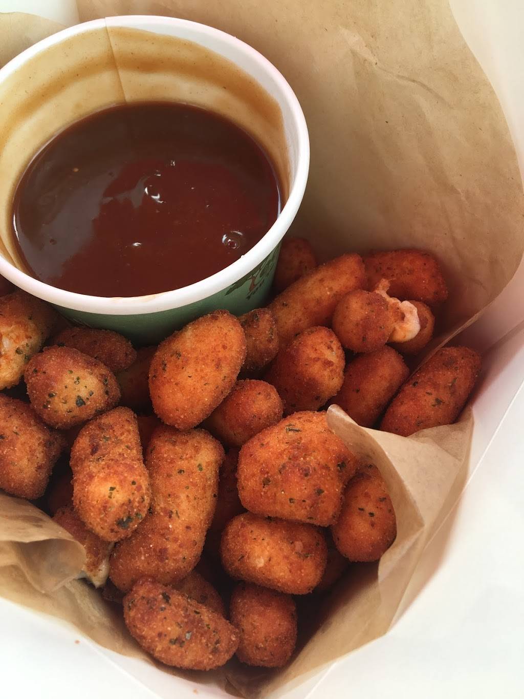 Golden Fries | restaurant | 6505 Jeanne DArc Blvd N, Orléans, ON K1C 2R1, Canada | 6137007968 OR +1 613-700-7968