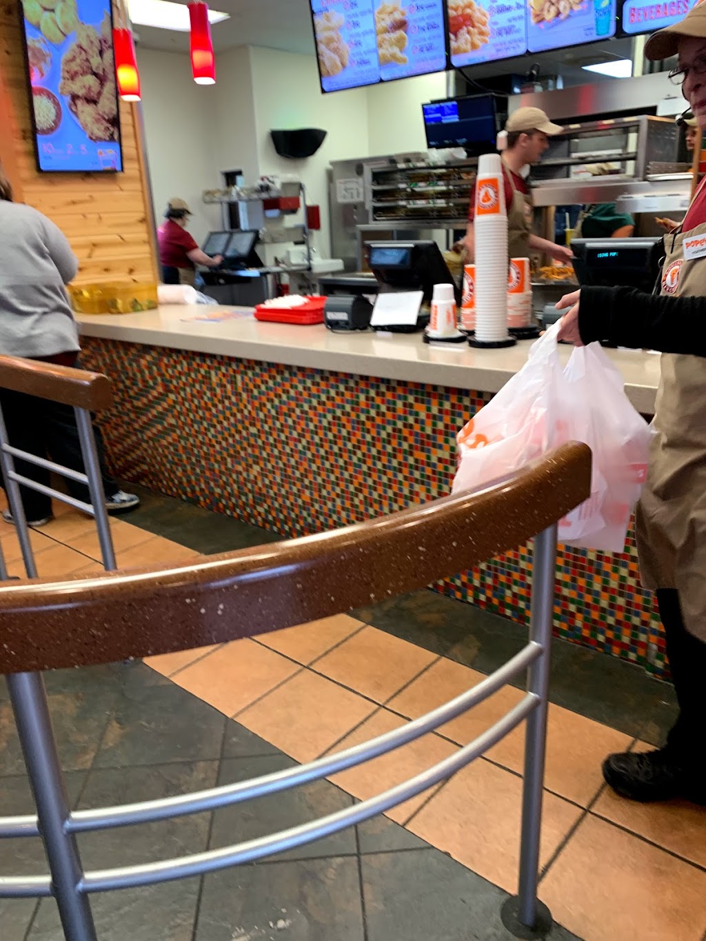 Popeyes Louisiana Kitchen | restaurant | 1805 E Beebe Capps Expy, Searcy, AR 72143, USA | 5013688773 OR +1 501-368-8773