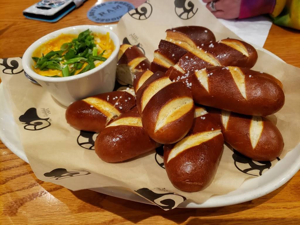 RAM Restaurant & Brewery | restaurant | 103 35th Ave SE, Puyallup, WA 98374, USA | 2538413317 OR +1 253-841-3317