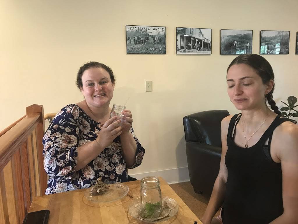 Peacham Cafe | restaurant | 643 Bayley Hazen Rd, Peacham, VT 05862, USA | 8023574040 OR +1 802-357-4040