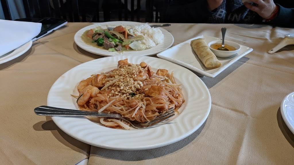 Jing Thai Restaurant | restaurant | 63 Queen St S, Mississauga, ON L5M 3S9, Canada | 9058121312 OR +1 905-812-1312