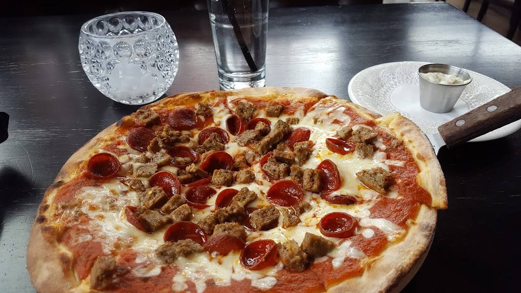 City Grill | restaurant | 384 East Ave, Rochester, NY 14607, USA | 5853252489 OR +1 585-325-2489