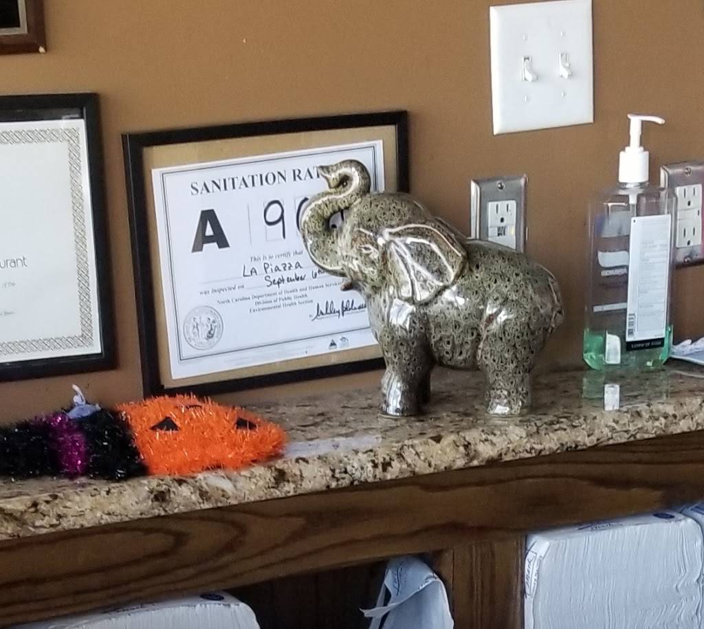 La Piazza Italian Restaurant | restaurant | 7277 NC-42, Raleigh, NC 27603, USA | 9196625007 OR +1 919-662-5007