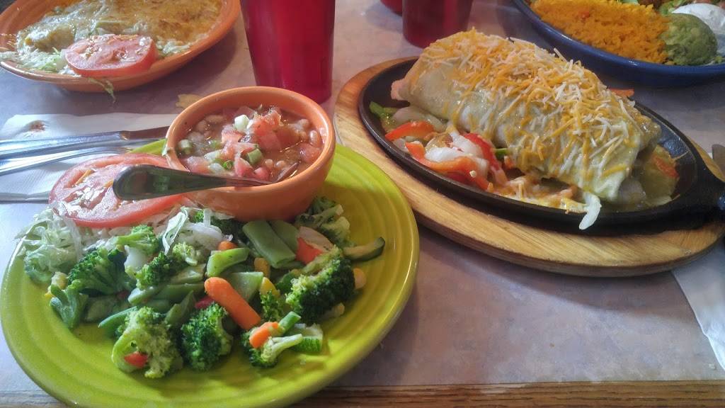 The Loop | restaurant | 965 Manitou Ave, Manitou Springs, CO 80829, USA | 7196859344 OR +1 719-685-9344