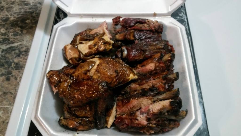 Smokey Joes BBQ | restaurant | 6407 S R. L. Thornton Fwy, Dallas, TX 75232, USA | 2143718081 OR +1 214-371-8081
